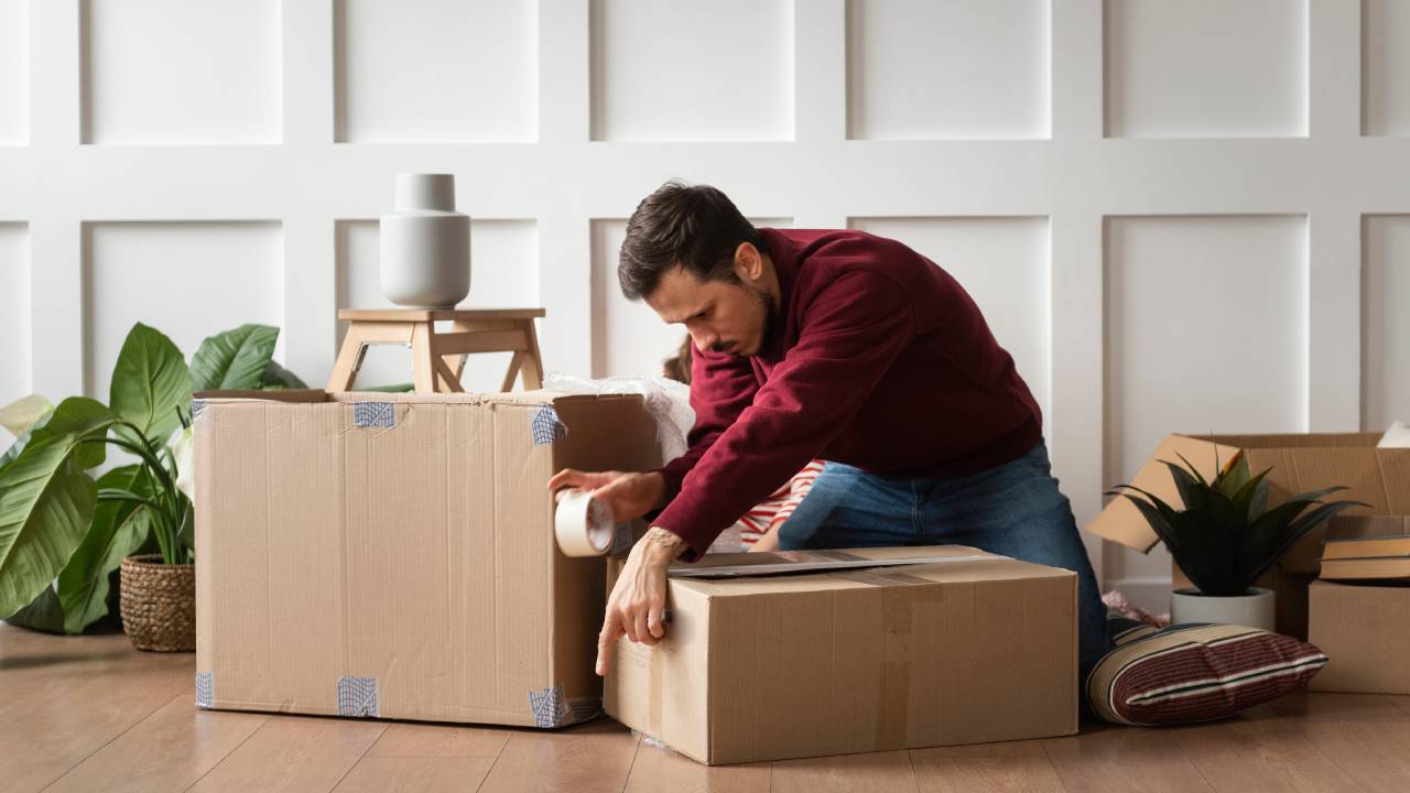 move-in-move-out-N